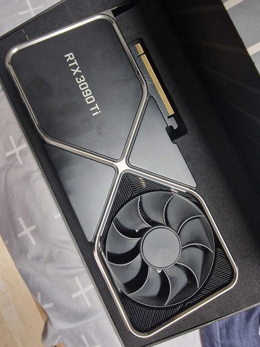 Placa Video Nvidia GeForce RTX 3090 Ti Founders Edition