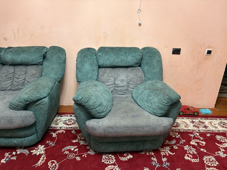 Диван 2 креслосымен сатылады
