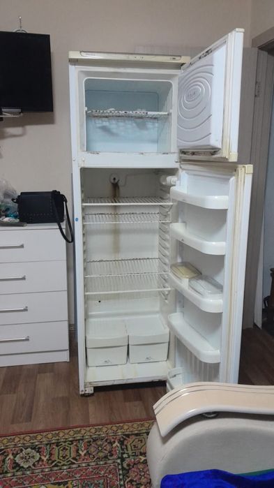 Рабочий холодильник