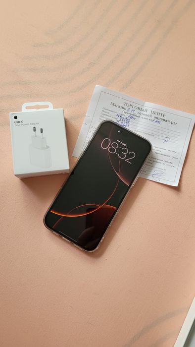 Продаю iPhone 16 Pro Max срок гарантии ещё 2 недели.Новый не пользовал