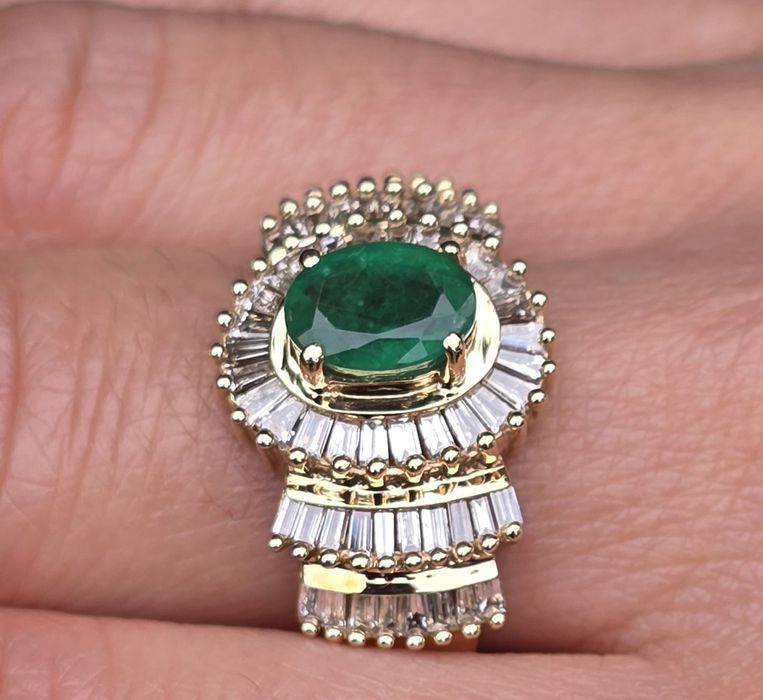 Inel din aur galben 14k cu smarald și diamante naturale