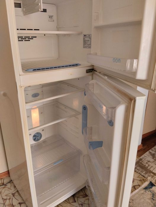 Холодильник LG б/у