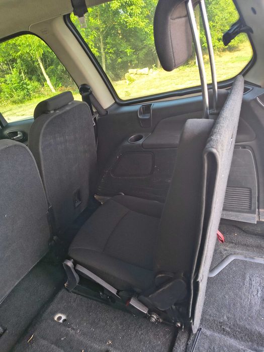 Продавам ford C Max 2010г дизел