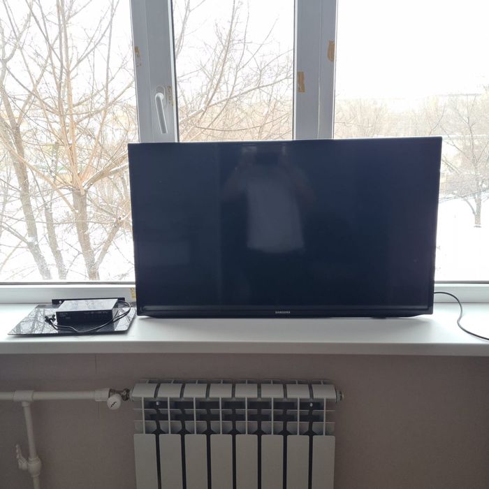 Продам телевизор samsung