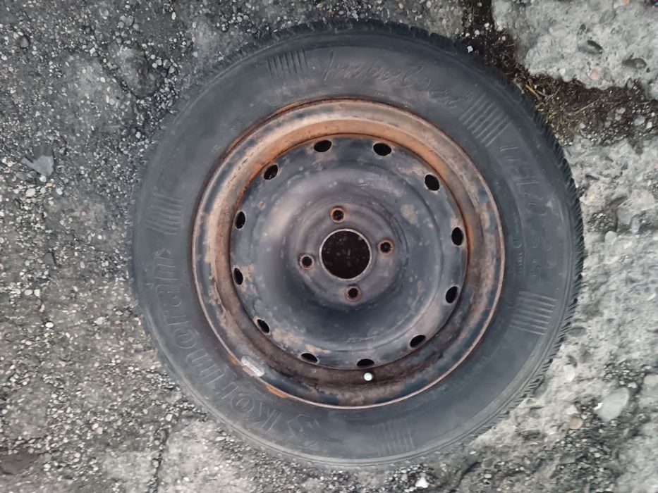 Anvelope vară 175/70 R14