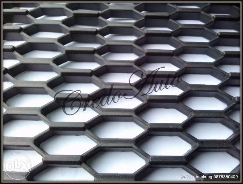 Промо!Декоративна Pvc тунинг мрежа за броня " пчелна пита"120х40см.