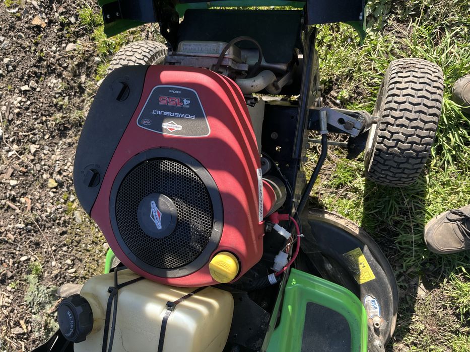 Tractoras de gazon/iarba