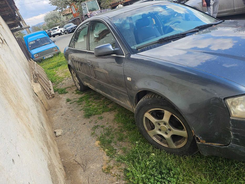 Автомобил Ауди А6 2.5 ТДИ