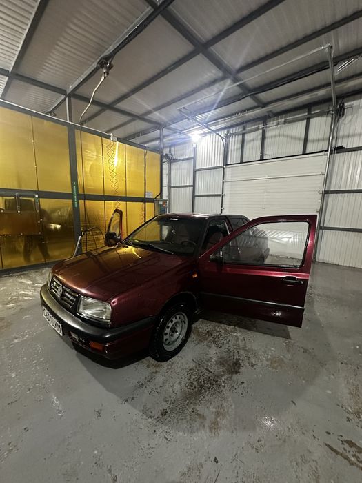 Продам живого немца