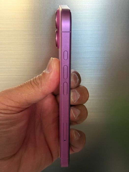 IPhone 16 продам свою