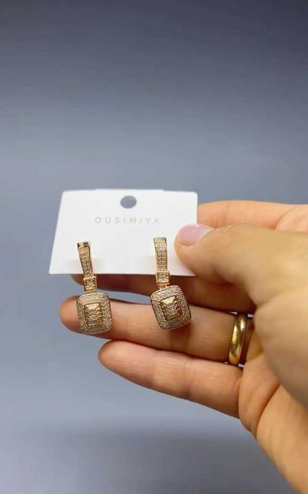 Роскошные серьги в золотистом цвете с камнями (НОВЫЕ)