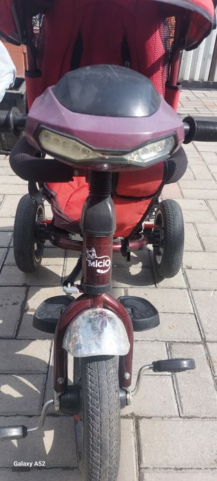 Продам велосипед для малышей.