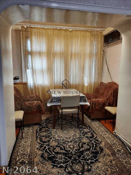 4/2/4 Новомосковская 77-серия (№ 2064)