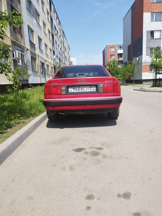 Audi 100, 2,3 объем