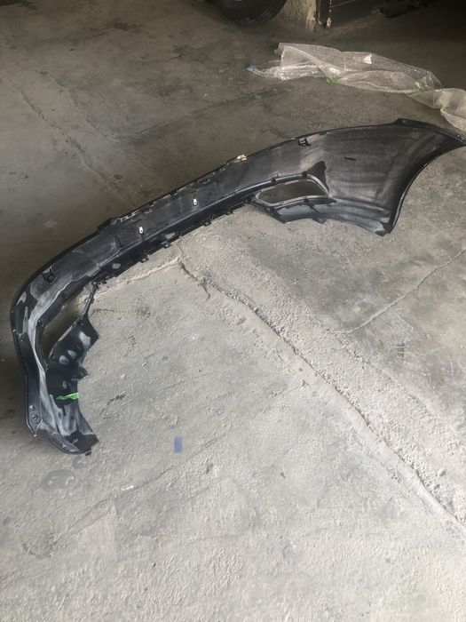 передний бамфер жентрый GK2