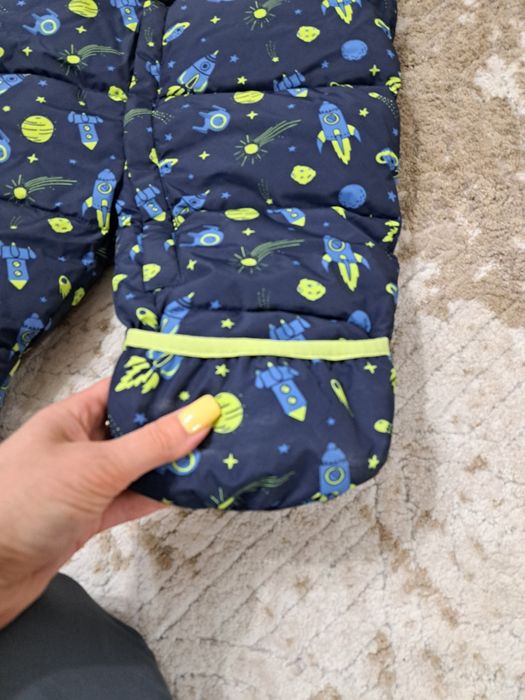 Продам детский комбинезон Демисезон