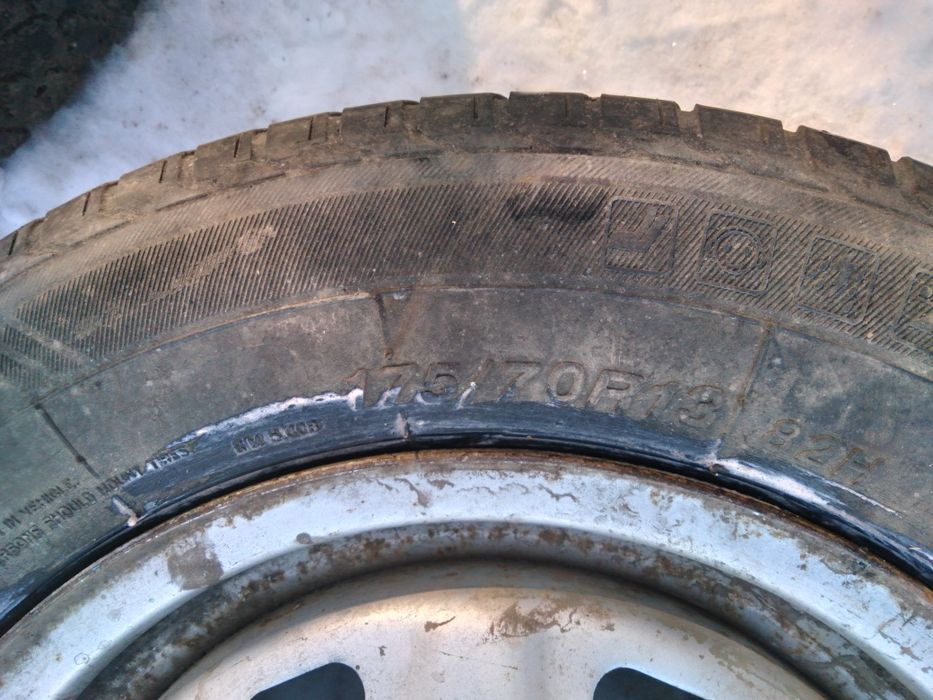 Продам запаску Ваз 13