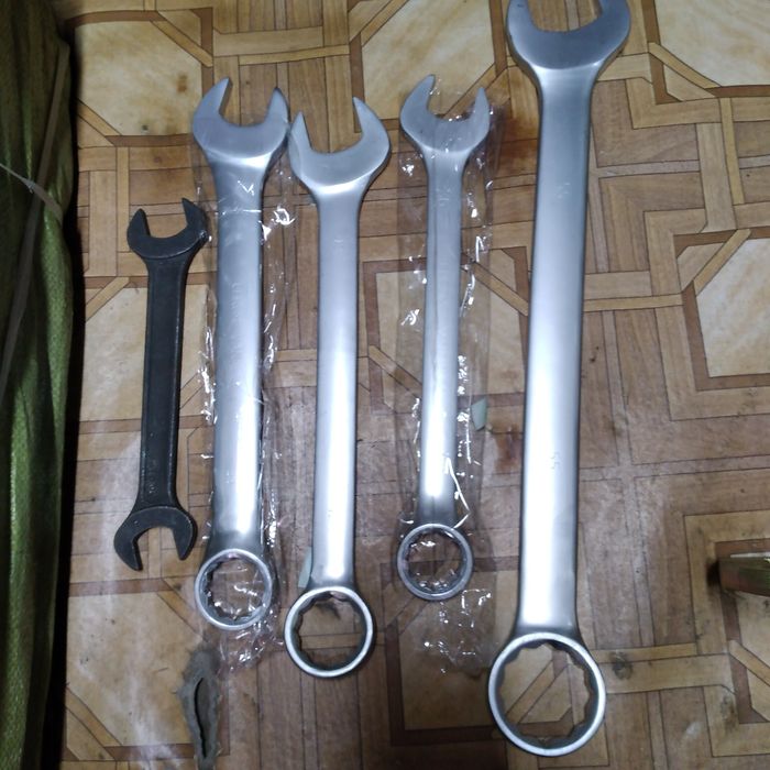 Ключи гаечные накидные