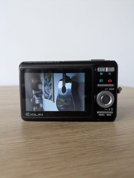 Casio EXLIM Z8 - РЕТРО СНИМКИ Дигитален Фотоапарат В Отлично Състояние