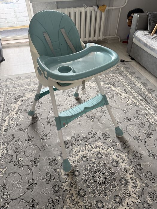 Продам стульчик для кормления