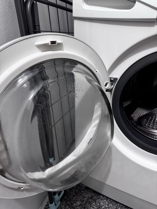 Продам стиральную машинку