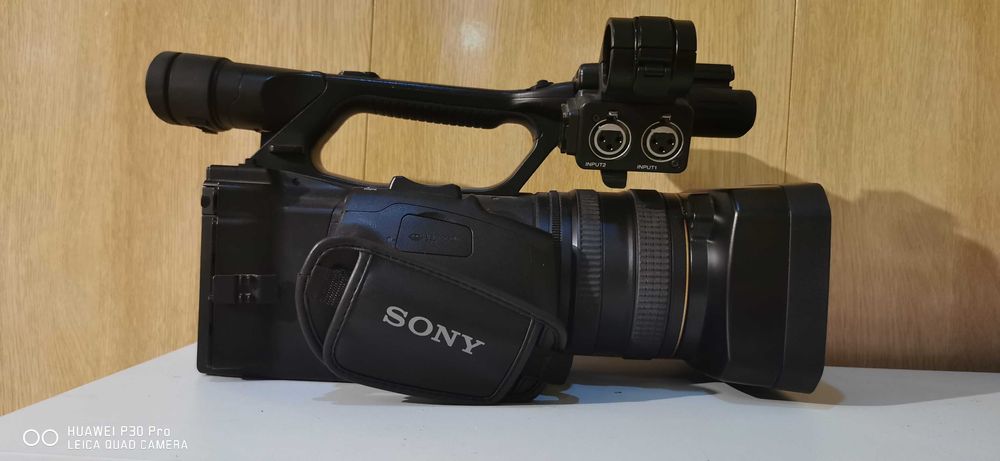 Продам видеокамеру