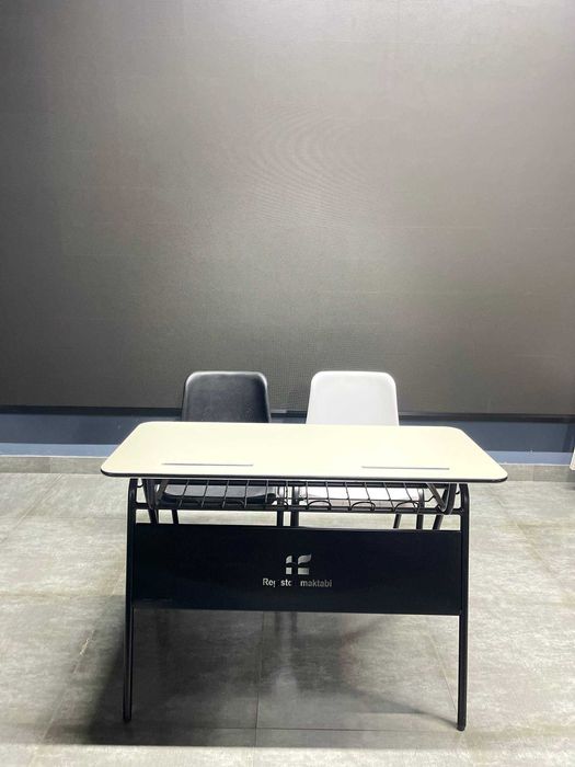 Parta stullar. Maktab,bog'cha. Парта и стуль. учебного центра,