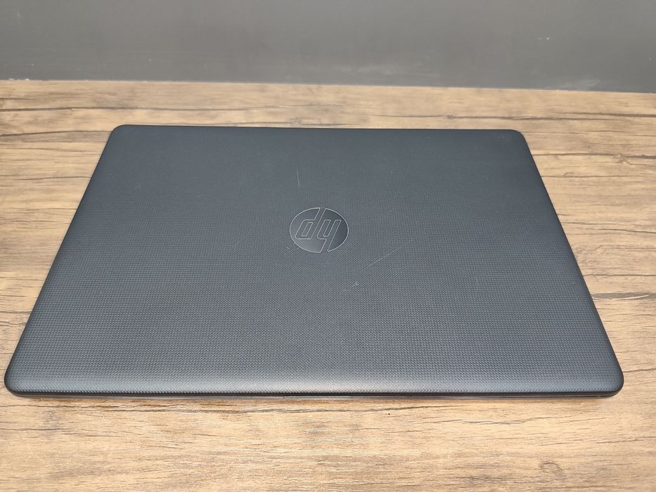 Ноутбук HP 15-rb028ur