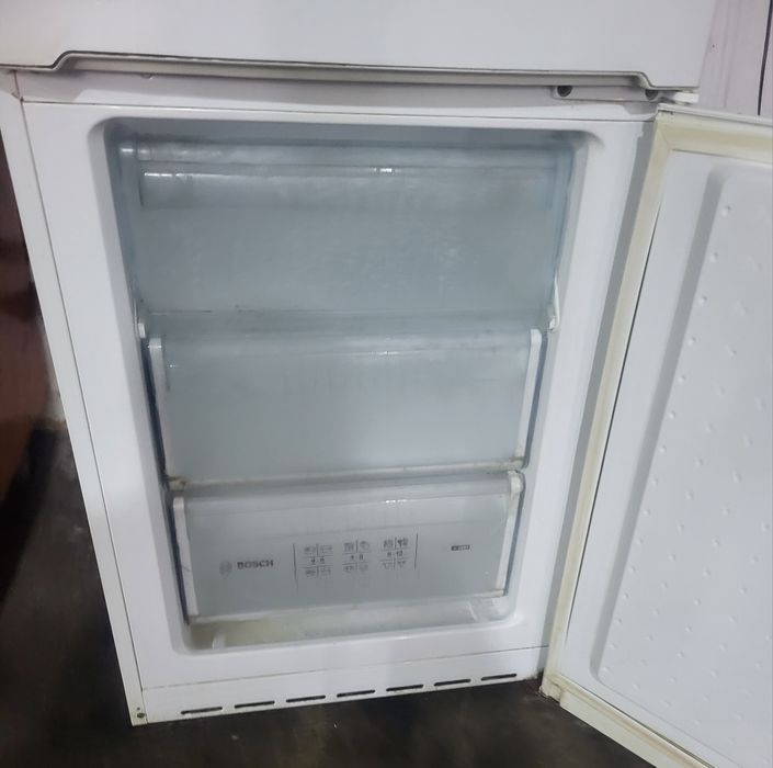 Продам холодильник Bosch