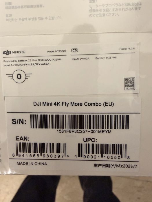 Drona dji mini 4k fly more combo noua sigilata 3 baterii husa incarcat
