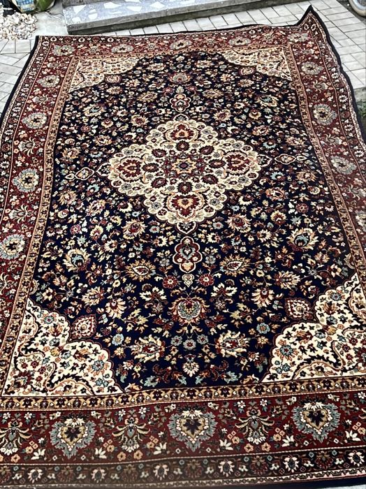 Vand Covor oriental model Tabriz