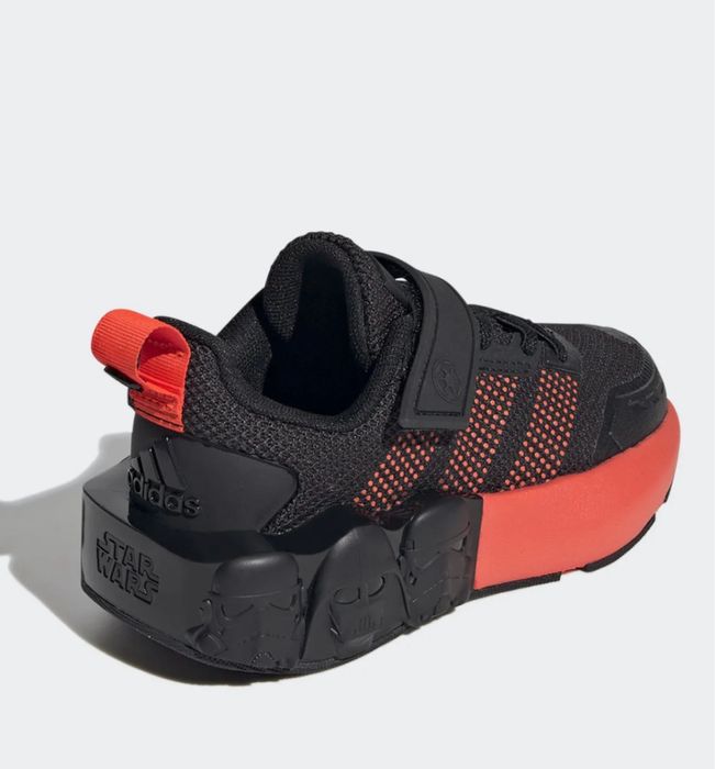 Addidas noi,  copii STAR WARS RUNNER EL K marimea 37