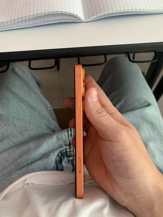 Iphone XR в корпусе 17 pro, идеал, без ремонт