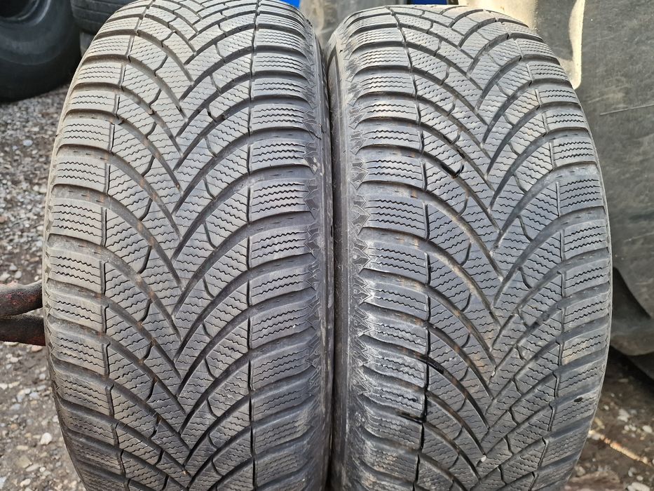 Anvelope 215/55R17 marca Semperit, M +S, DOT 2022,7 mm