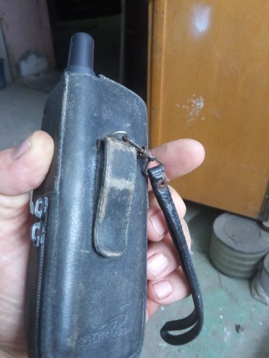 Продам спутниковый телефон Thuraya