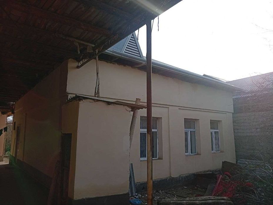 Uy sotiladi sirdaryo shaxrda