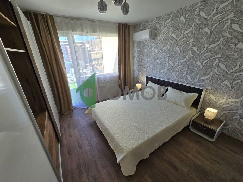 Прекрасен панорамен тристаен апартамент в кв. Била 1