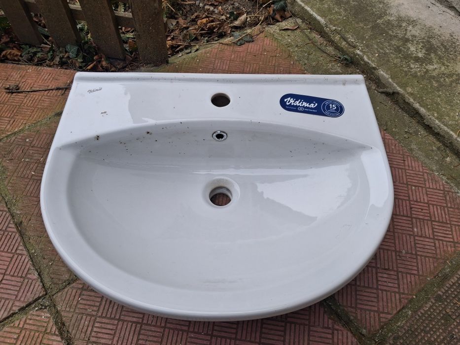 Умивалник-мивка Vidima