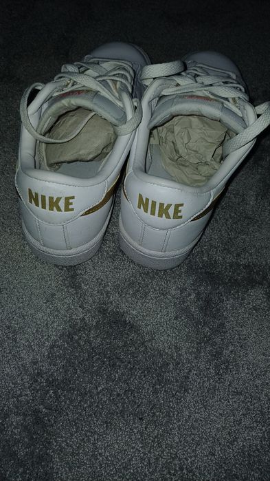 Adidași fete Nike