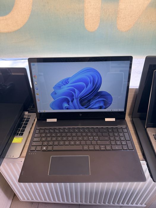 Hp x360 comvertebel touch screen Ryzen 5 mem 16 g ram