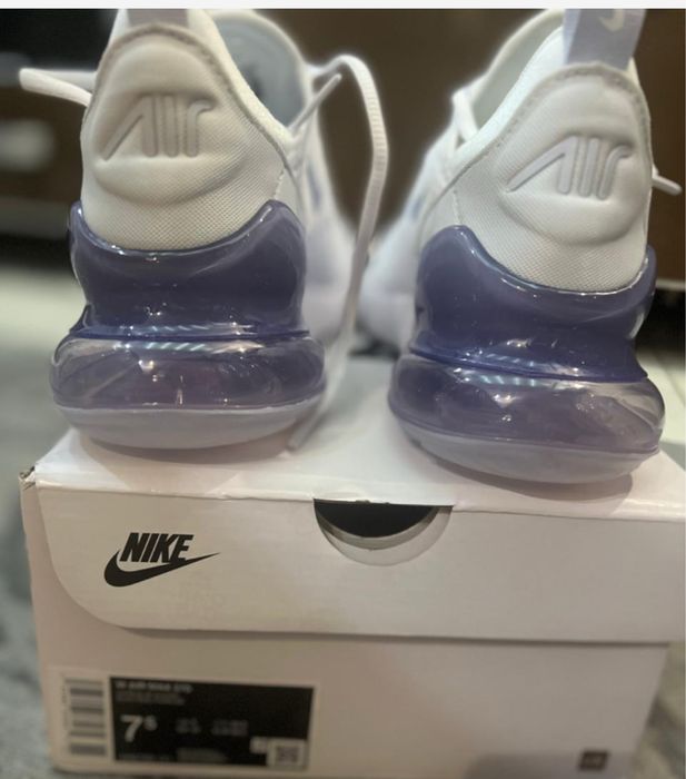 Кроссовки Nike Air Max 270