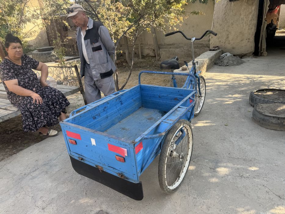 Velosiped uch oyoqlik sotiladi
