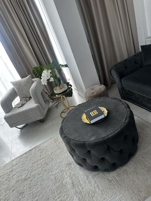 Canapea chesterfield fixa set cu masa