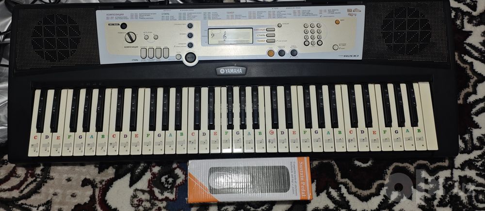 Синтезатор Yamaha PSR-200