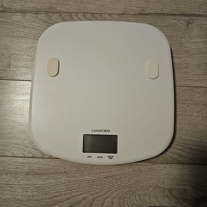 Електронна везна,кантар за бебе 2 в 1 Lanaform