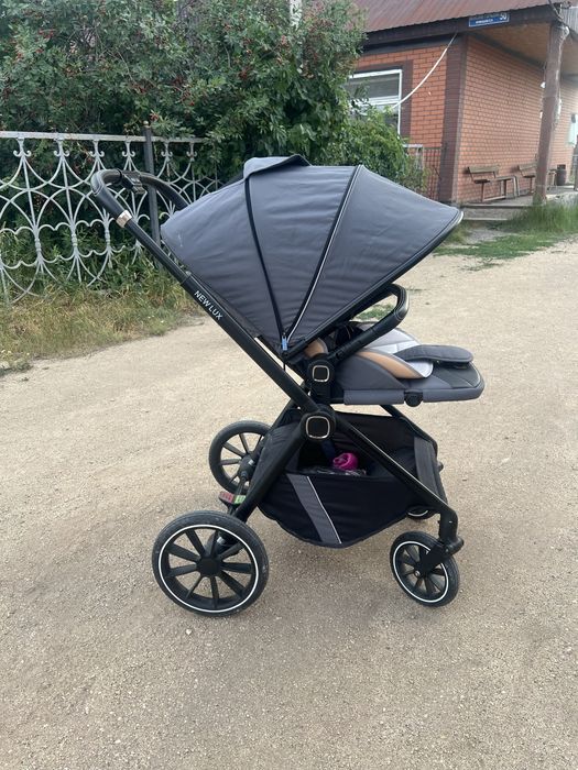 Коляска New Lux 2в1