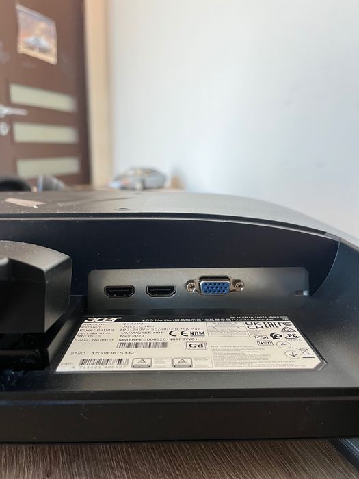 Vând monitor acer nitro 100 hz cu ecranul spart
