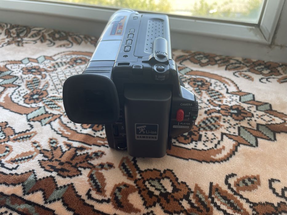 Камера Samsung VP-80, 8mm Camcorder Hi8