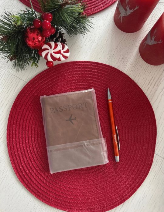 2 x Huse pasaport dama si barbati