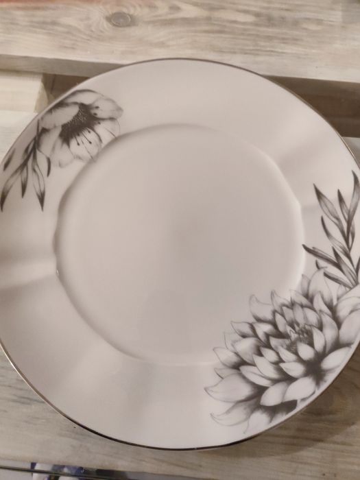 SPAL porcelanas - португалски чинии от порцелан